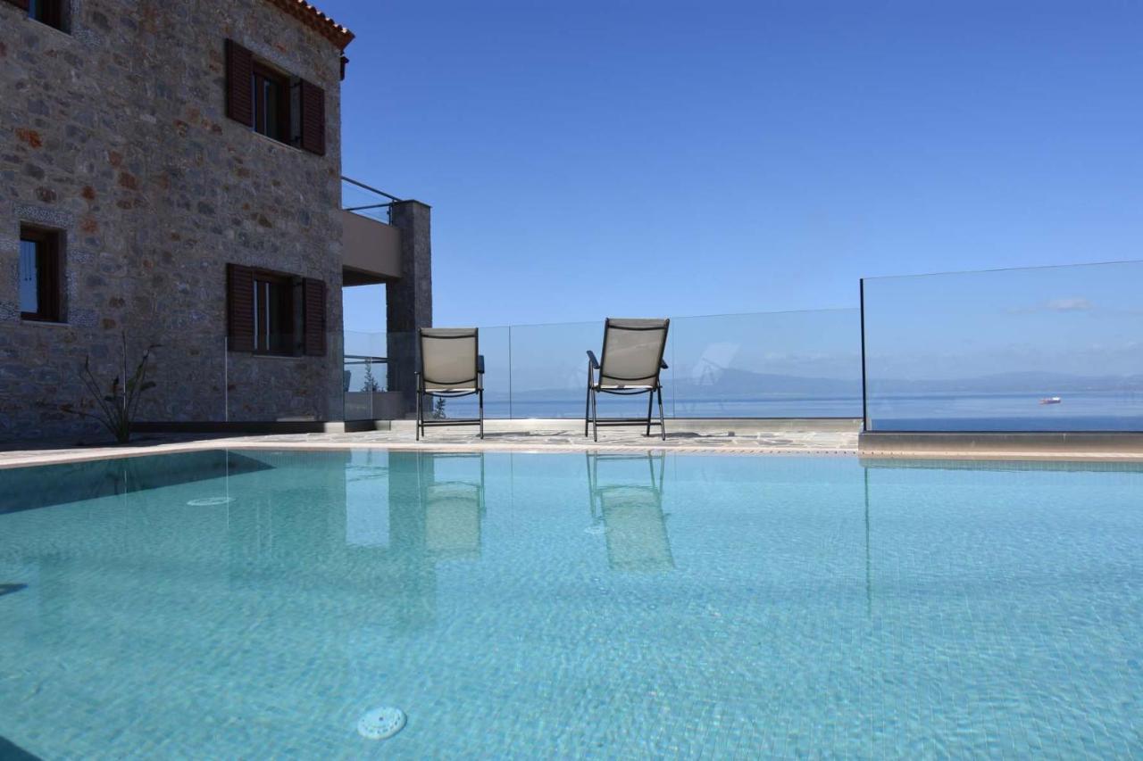 Villa Dafni - Infinite Sea Vistas With Private Pool Каламата Экстерьер фото